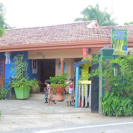 Familyhouse Apartment Negombo Exterior photo