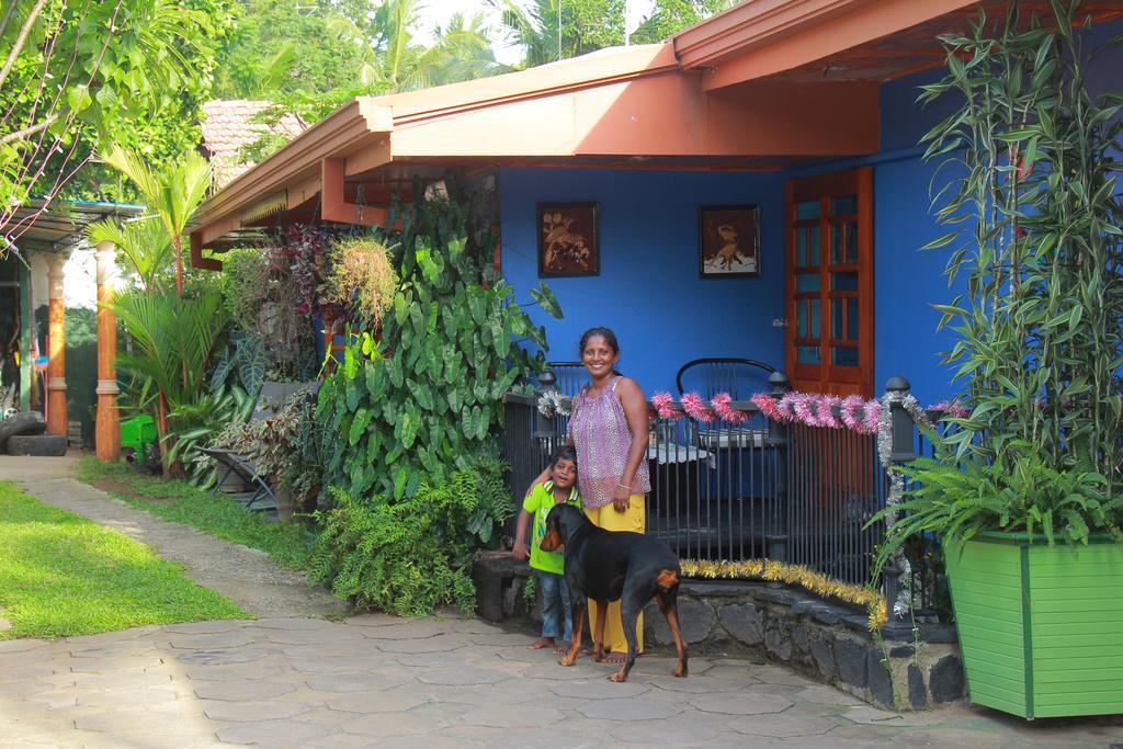 Familyhouse Apartment Negombo Room photo
