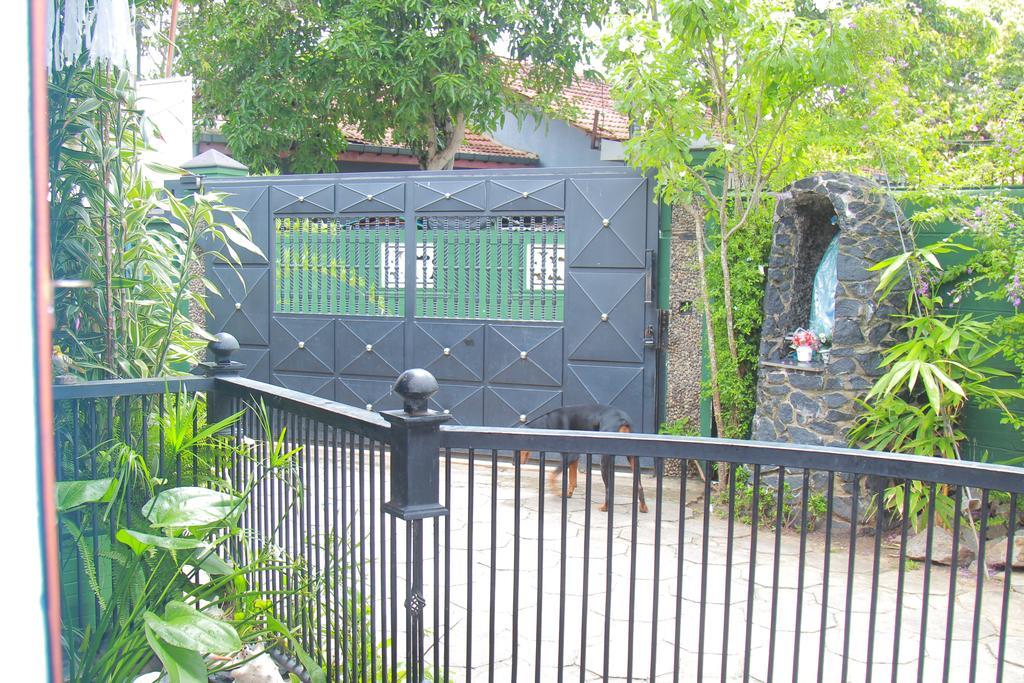 Familyhouse Apartment Negombo Exterior photo